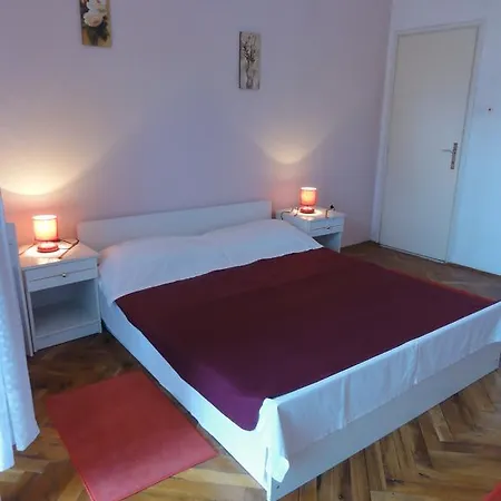 Guest house & Zlata 2*
